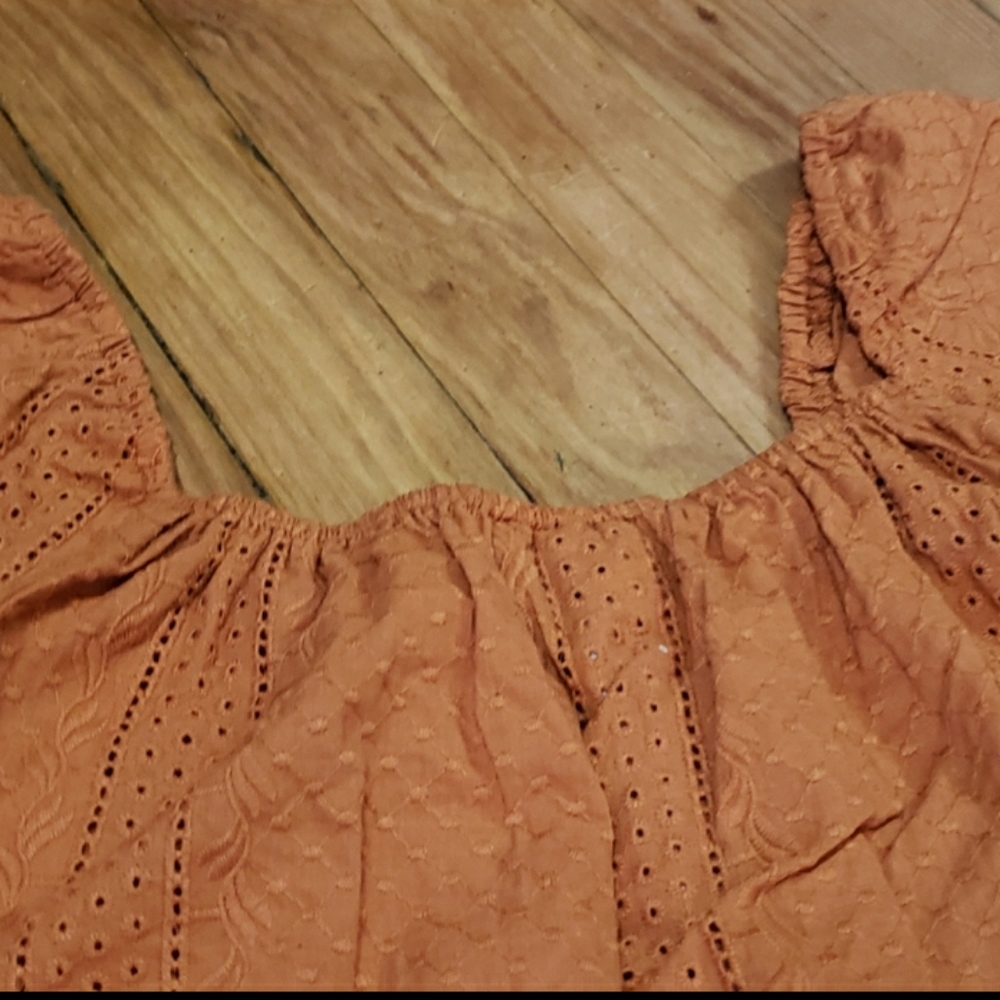 NEW Universal Thread Size xs Women's top - Picture 8 of 8